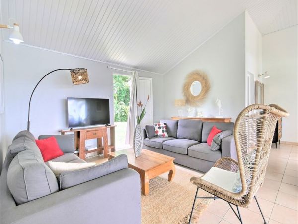 Martinique Home 1027236