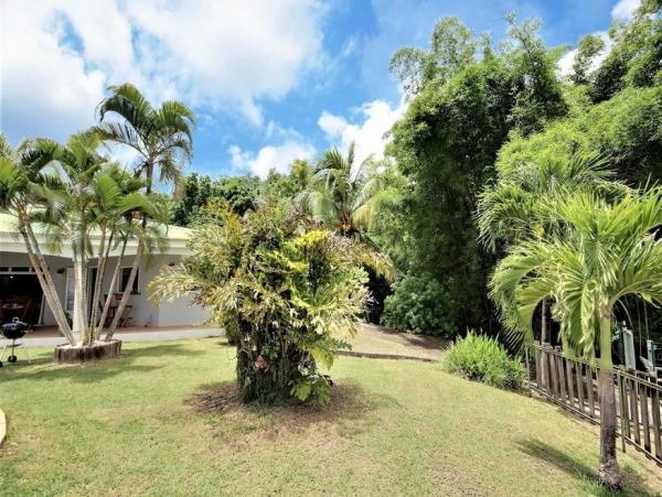 Martinique Home 1027236