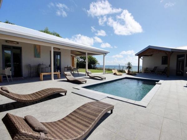 Martinique Home 1027237