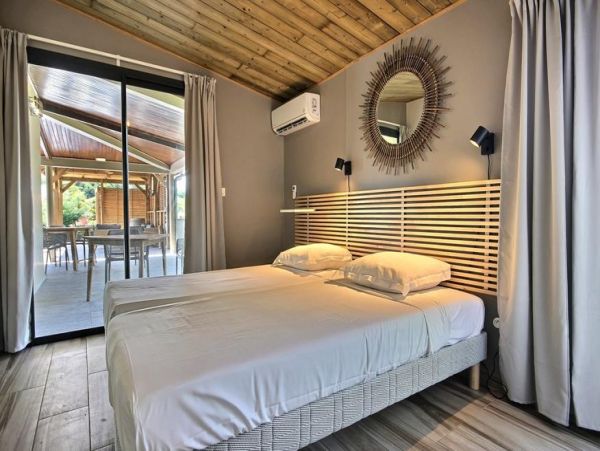 Martinique Home 1027237