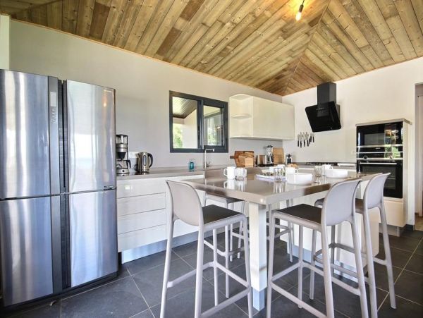 Martinique Home 1027237