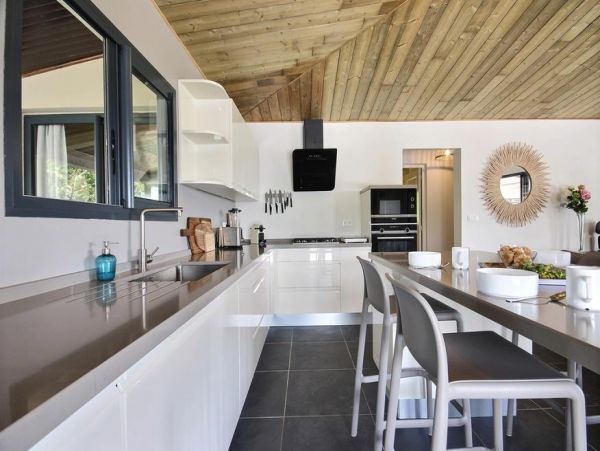 Martinique Home 1027237