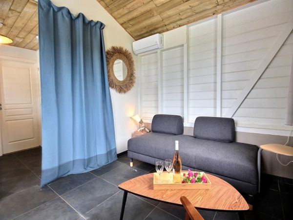 Martinique Home 1027237
