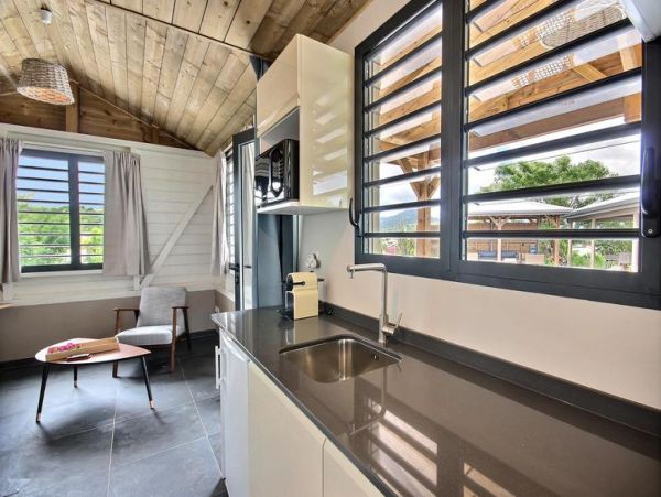Martinique Home 1027237