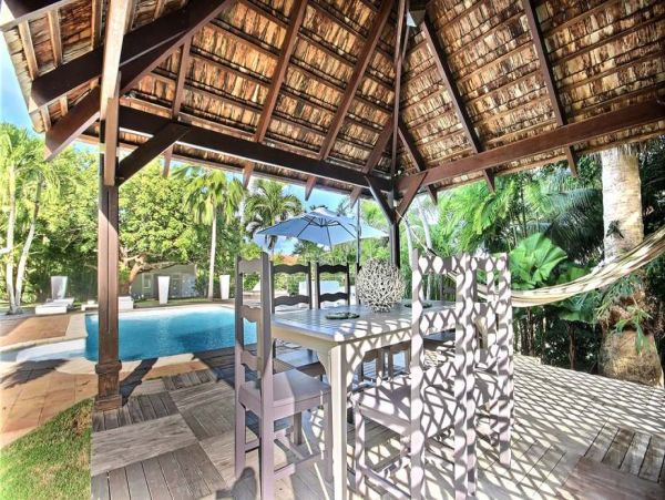 Martinique Home 1027238