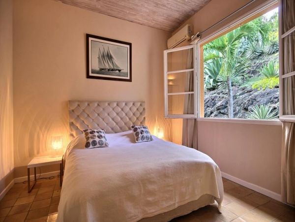 Martinique Home 1027238