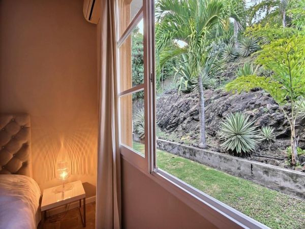 Martinique Home 1027238