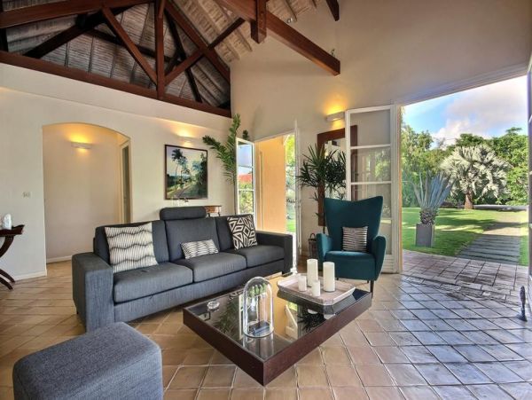Martinique Home 1027238