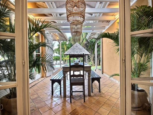 Martinique Home 1027238