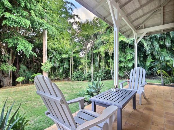 Martinique Home 1027238