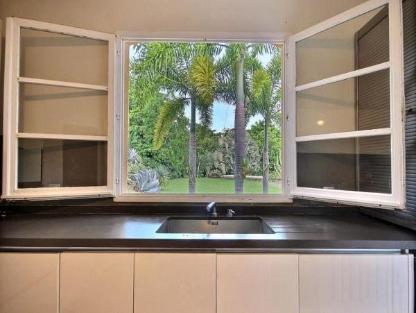 Martinique Home 1027238