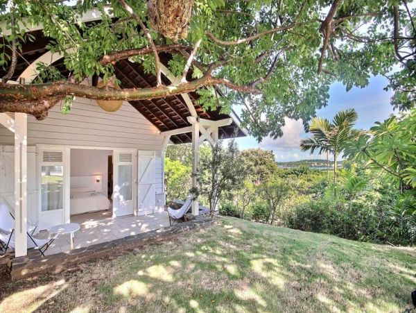 Martinique Home 1027238