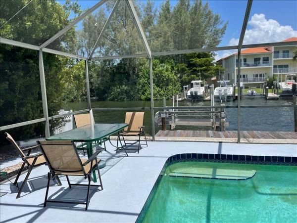 Canal Front Vacation Home in Bradenton with Pool and Boat Dock