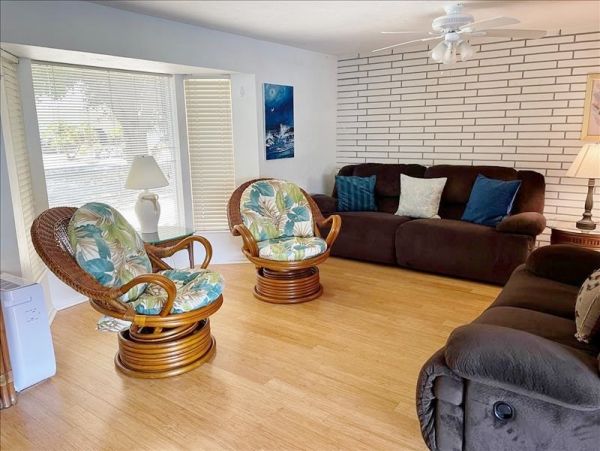 Canal Front Vacation Home in Bradenton with Pool and Boat Dock
