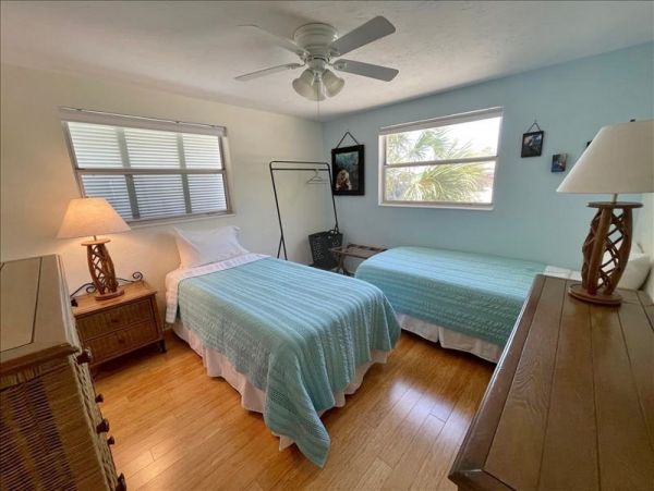 Canal Front Vacation Home in Bradenton with Pool and Boat Dock
