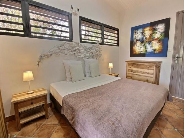 Martinique Home 1027240