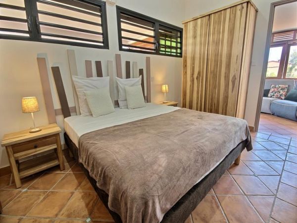 Martinique Home 1027240