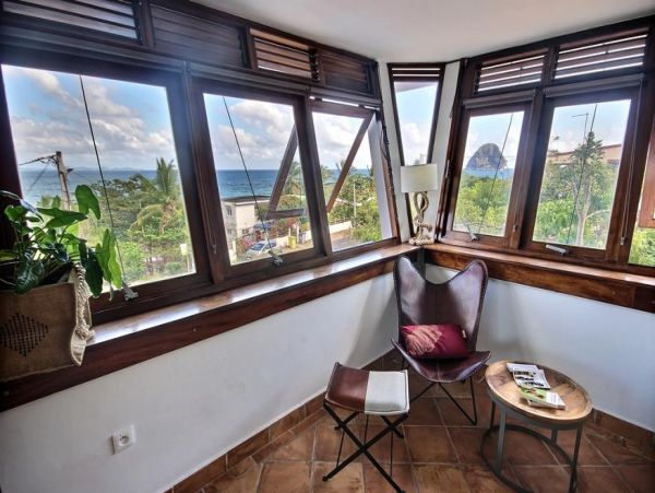 Martinique Home 1027240