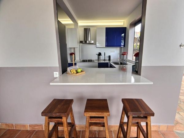 Martinique Home 1027240