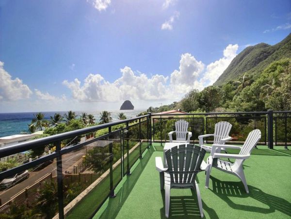 Martinique Home 1027240
