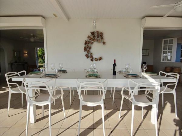 Martinique Home 1027241