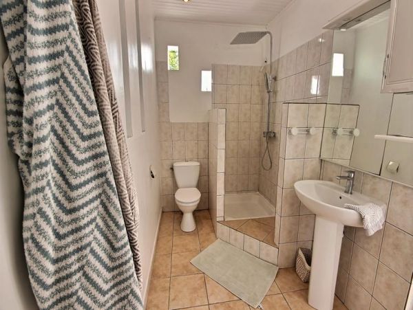 Martinique Home 1027241