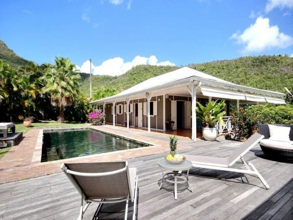 Martinique Home 1027242
