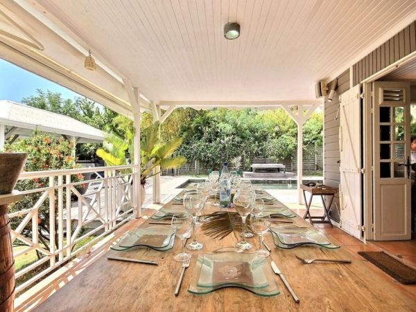 Martinique Home 1027242