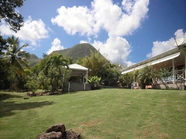 Martinique Home 1027242