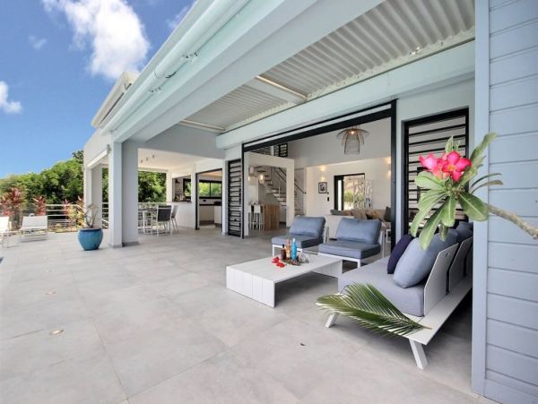 Martinique Home 1027243