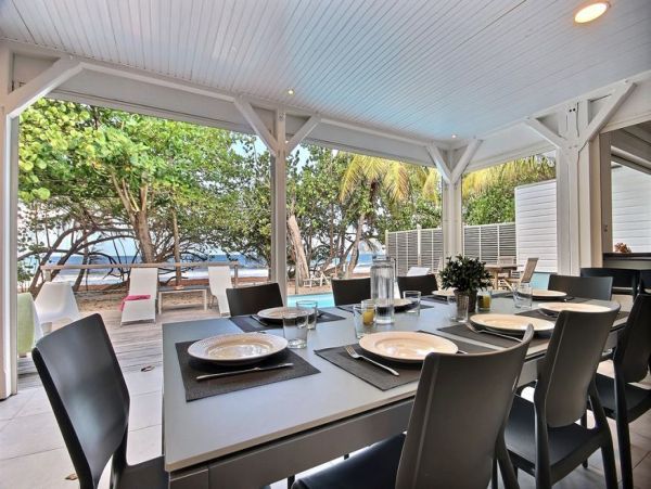 Martinique Home 1027244