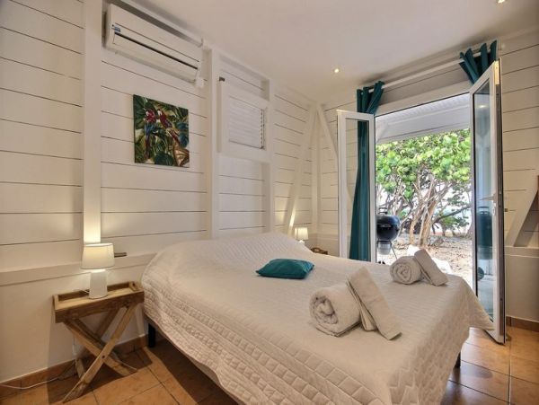 Martinique Home 1027244