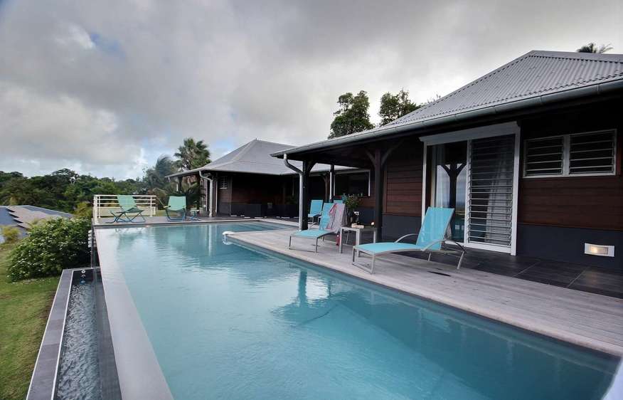 Martinique Home 1027245