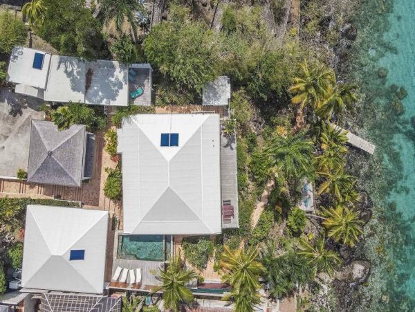Martinique Home 1027246