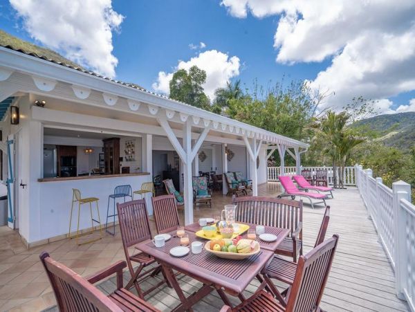 Martinique Home 1027246