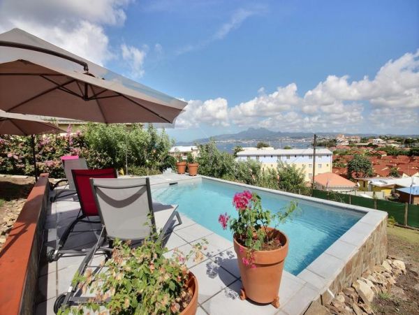 Martinique Home 1027248
