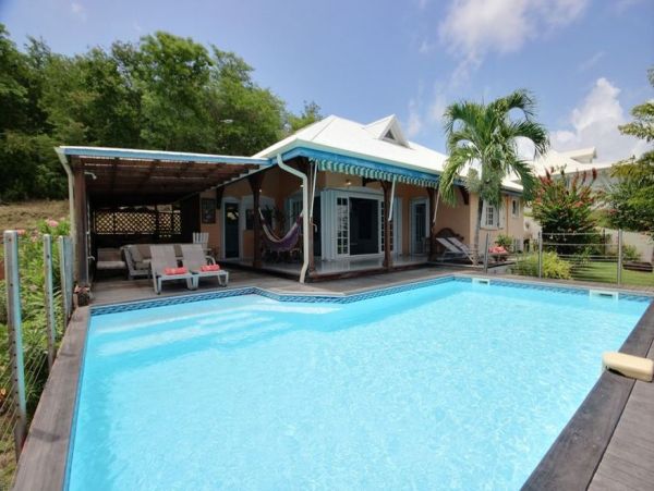 Martinique Home 1027249
