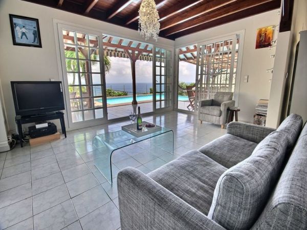 Martinique Home 1027249