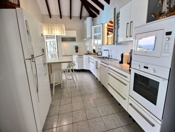 Martinique Home 1027249