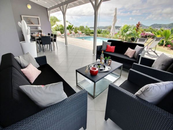 Martinique Home 1027250
