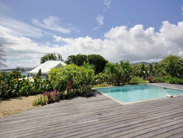 Martinique Home 1027251