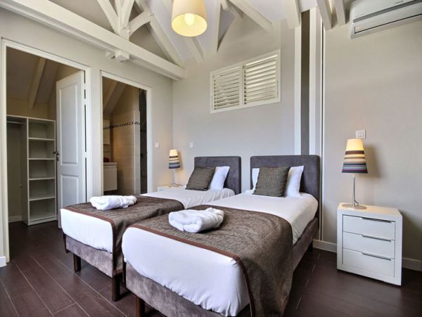 Martinique Home 1027251