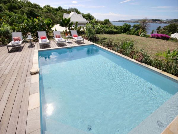 Martinique Home 1027252