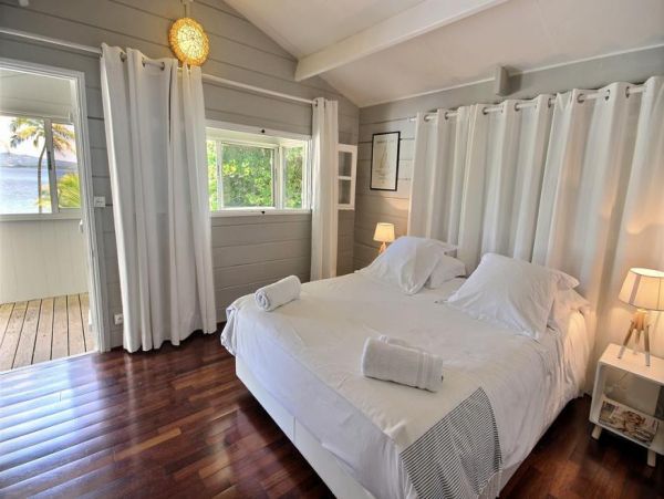 Martinique Home 1027254