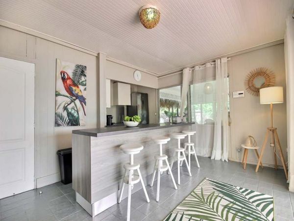 Martinique Home 1027254