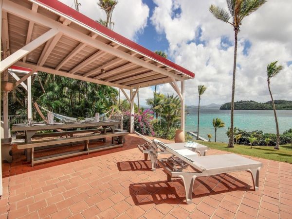 Martinique Home 1027254