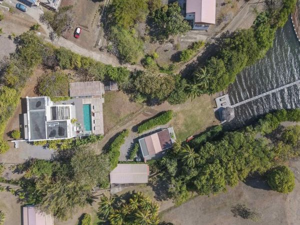 Martinique Home 1027255