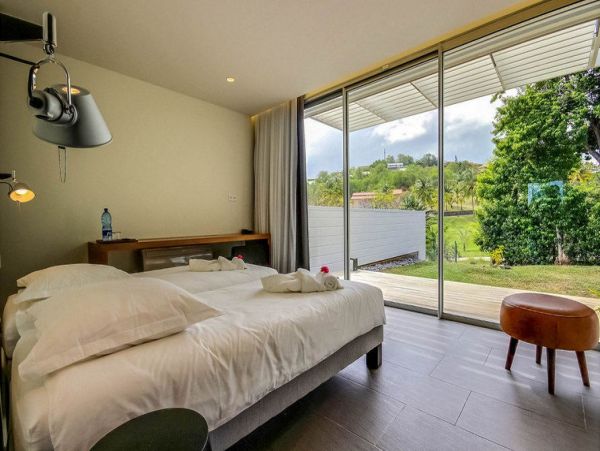 Martinique Home 1027255