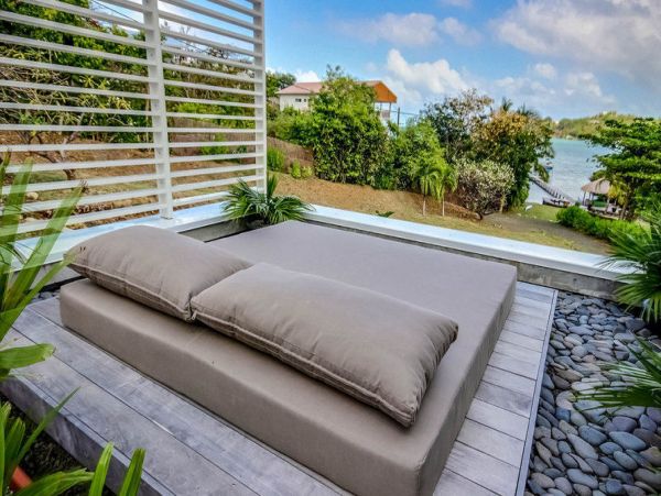 Martinique Home 1027255