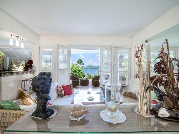 Martinique Home 1027256